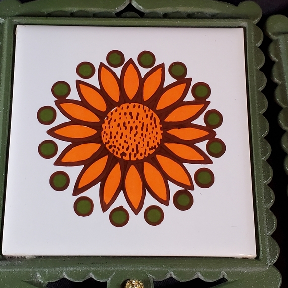 Trivets - Picture 3 of 5